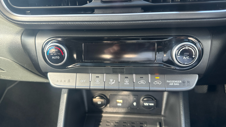 Hyundai Kona 1.0 TGDi 48V MHEV Premium 5dr Petrol Hatchback